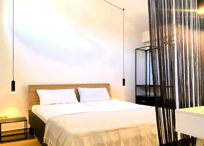 Daire Karls B14 Gera